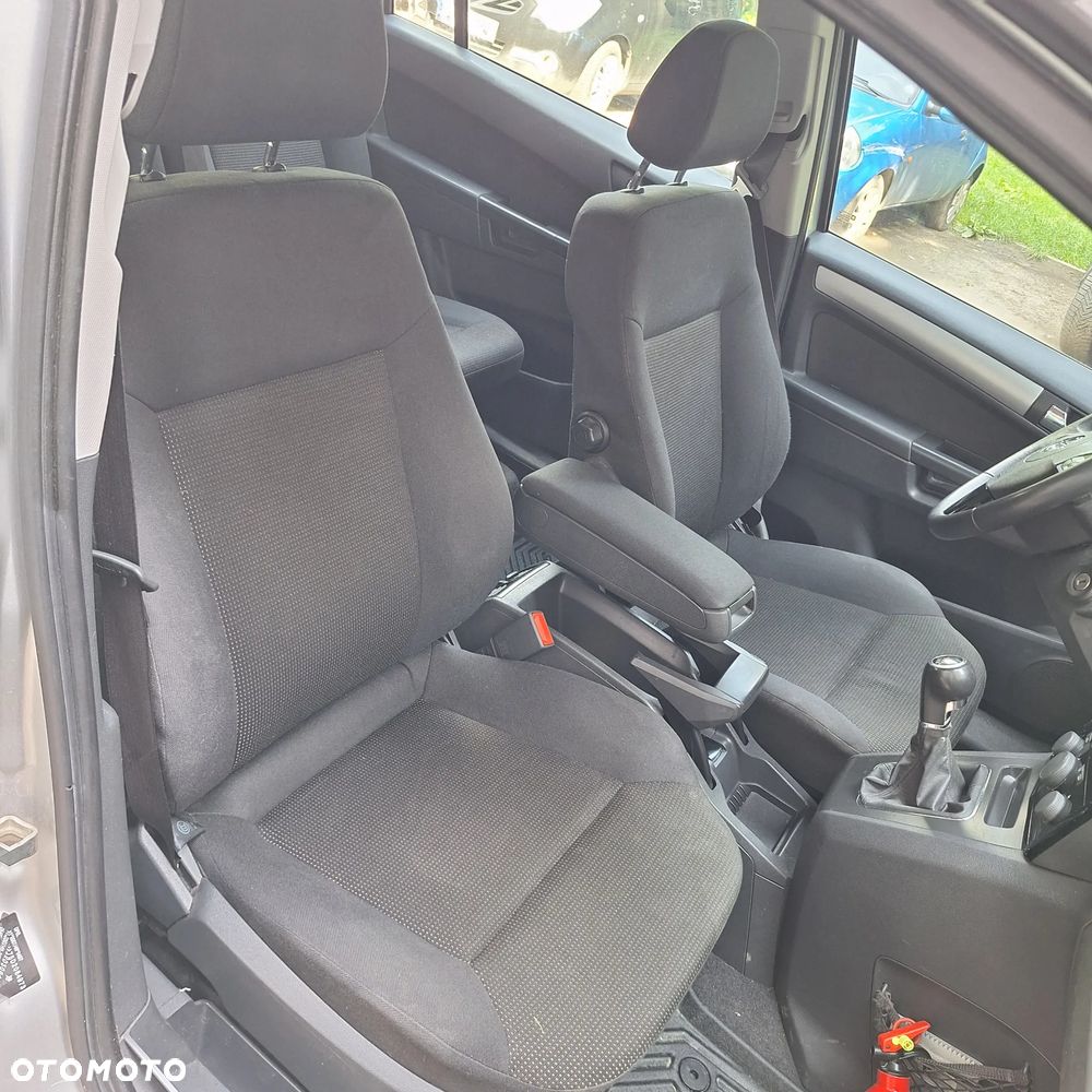 Opel Zafira 1.7 CDTI ecoFLEX Family - 9