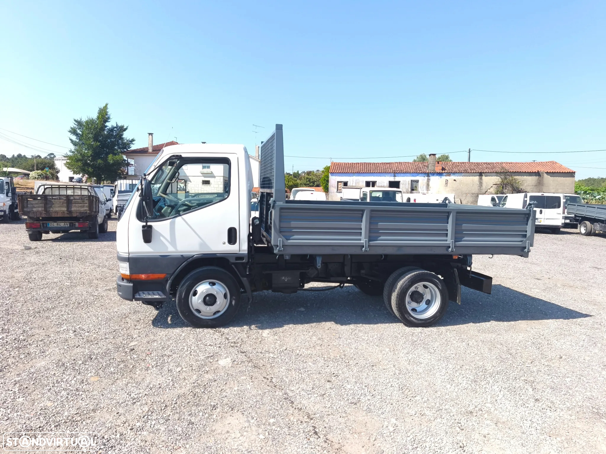 Mitsubishi Canter - 7