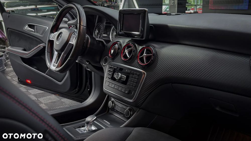 Mercedes-Benz Klasa A 45 AMG 4-Matic - 14