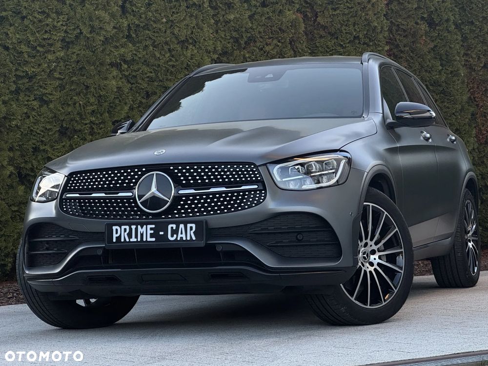 Mercedes-Benz GLC 220 d 4Matic 9G-TRONIC AMG Line - 2