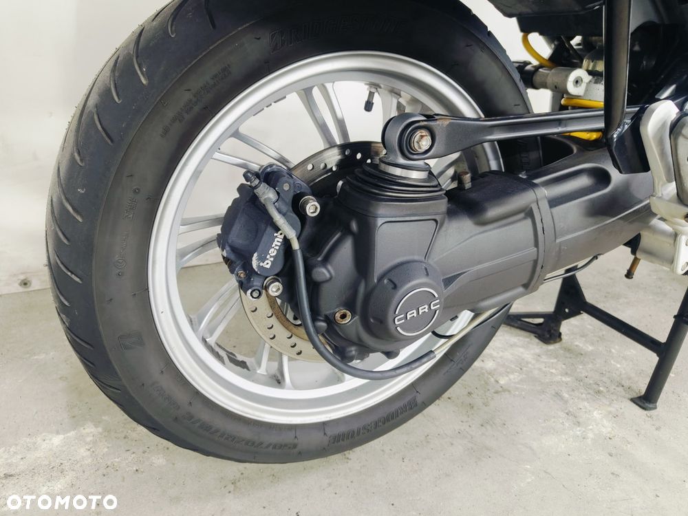 Moto Guzzi Stelvio - 9