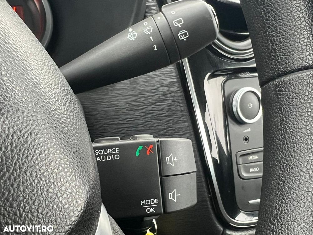 Dacia Lodgy 1.5 Blue dCi Laureate - 21