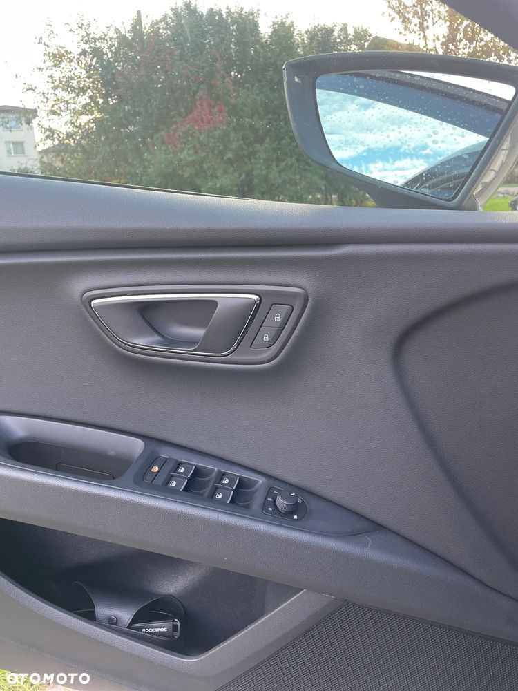 Seat Leon 2.0 TDI FR Black S&S - 29