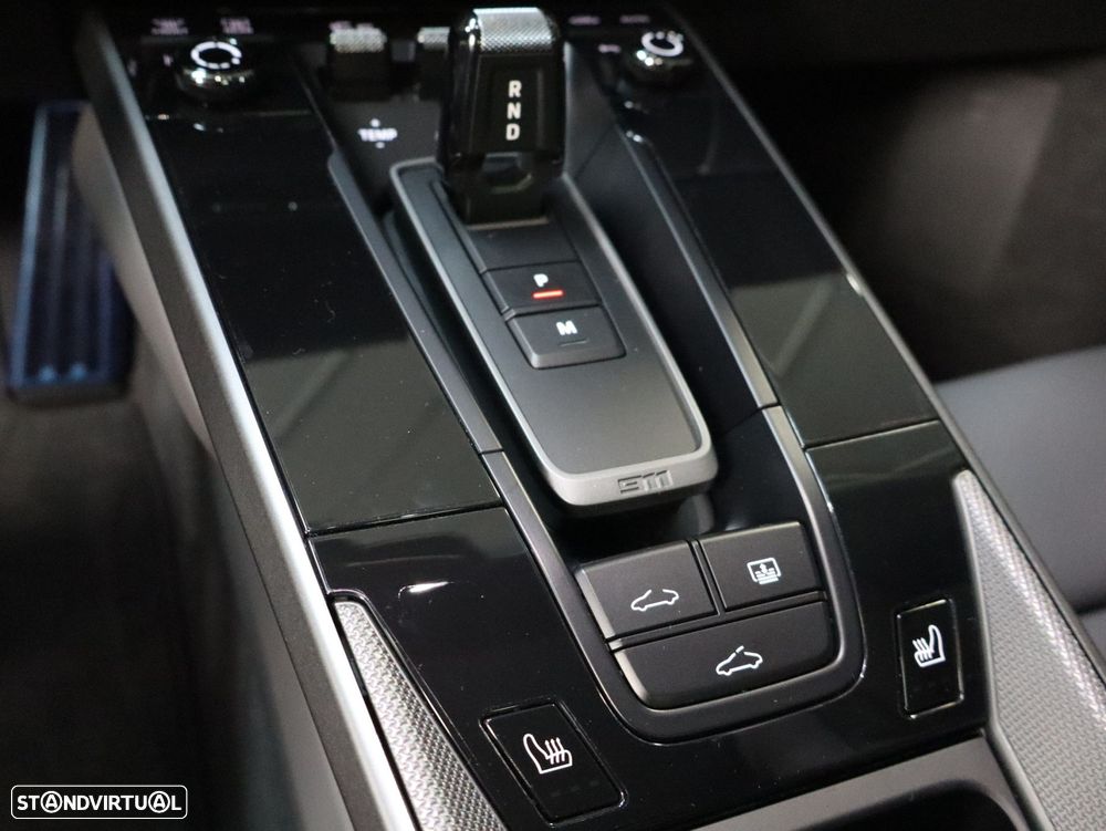 Porsche 911 (992) Carrera 4S PDK - 23