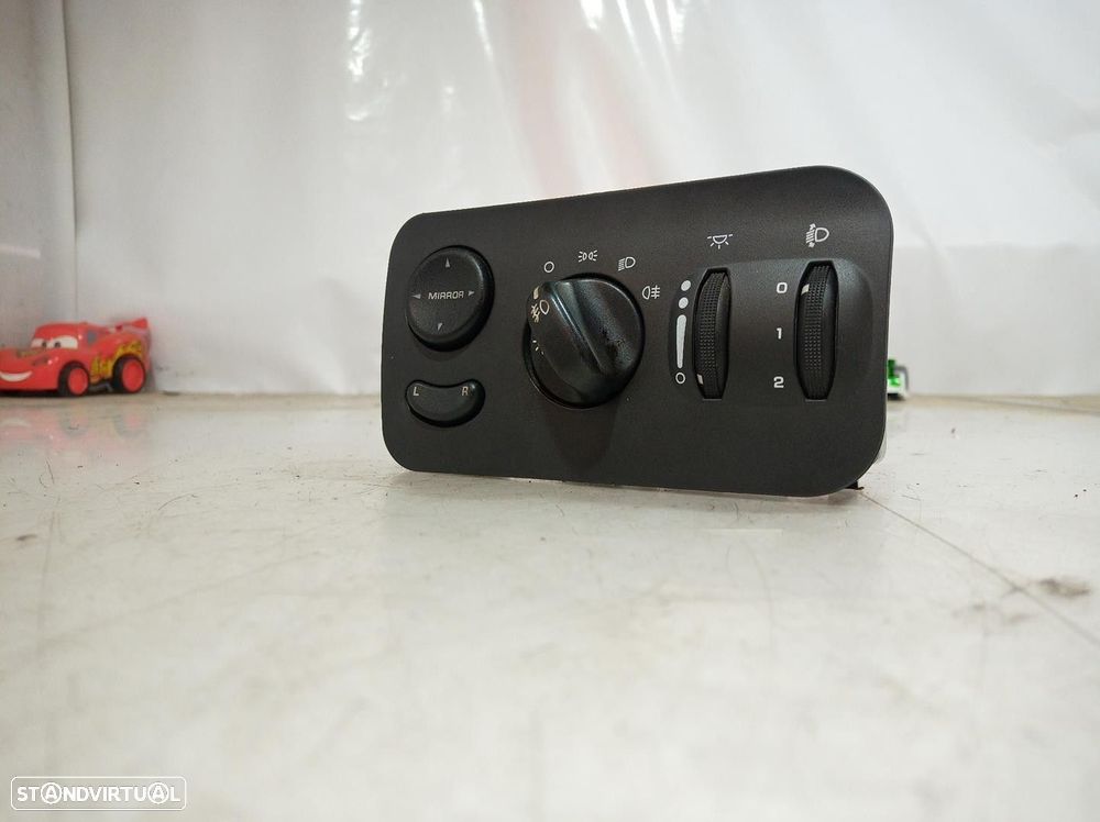 COMANDO LUZES CHRYSLER VOYAGER IV 2004 -0YD111DVAA - 2