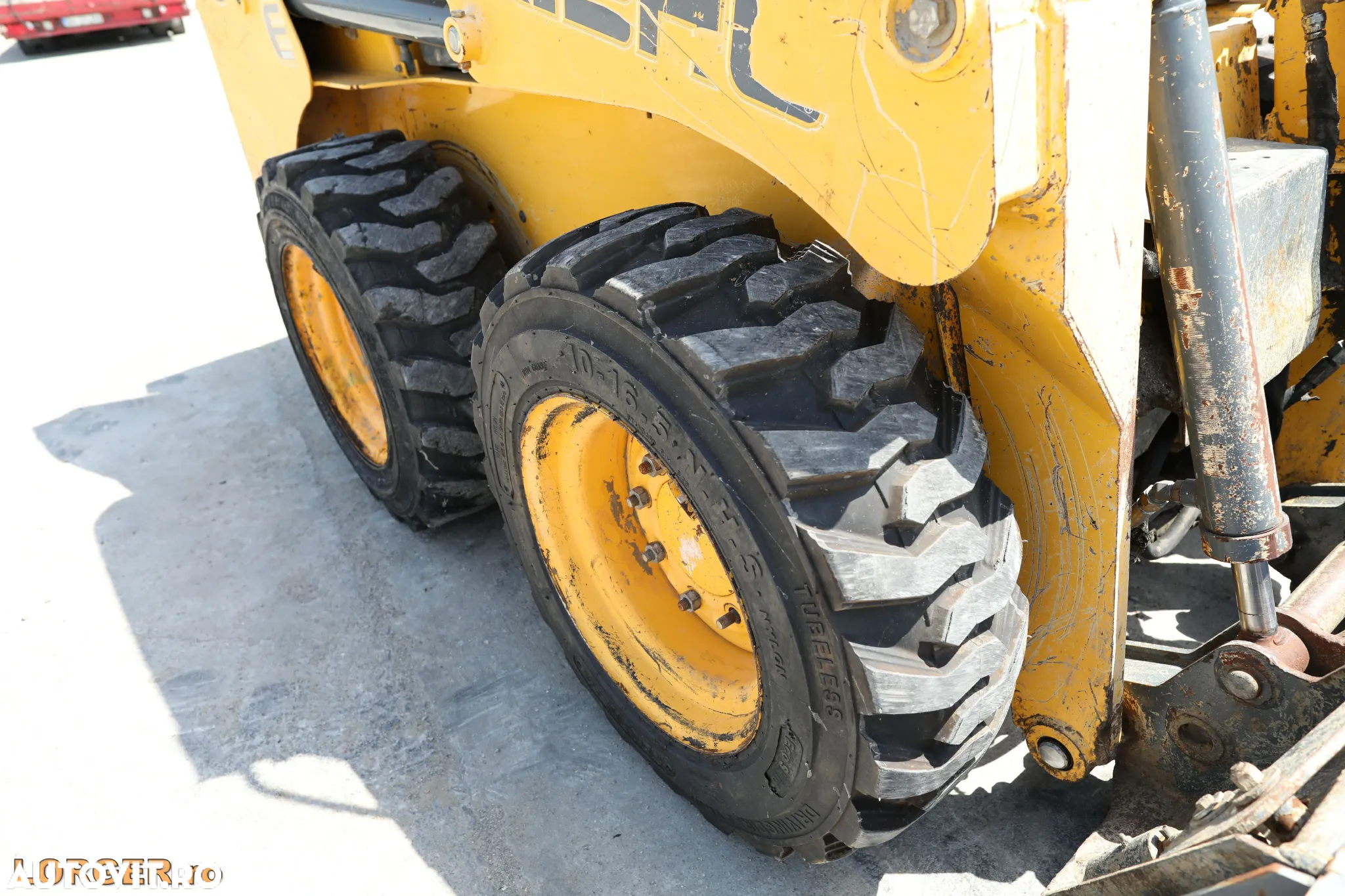 Gehl 4240 - 6