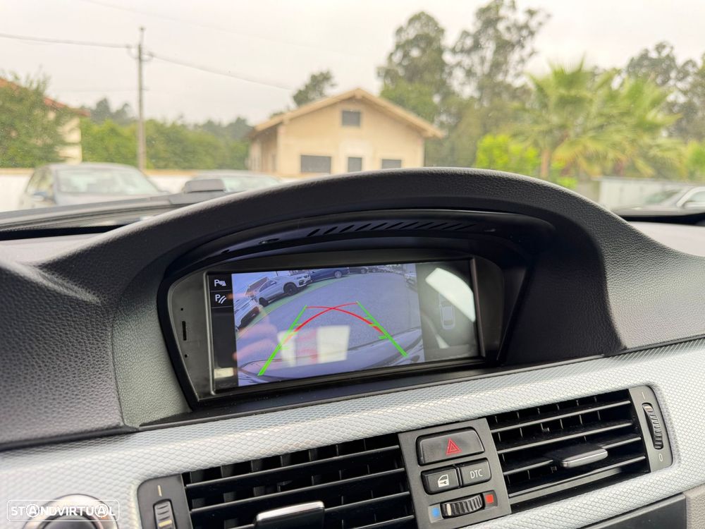 BMW 320 d Coupe Auto - 15