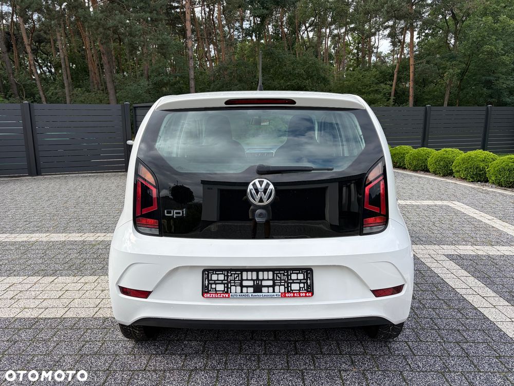 Volkswagen up! move - 5
