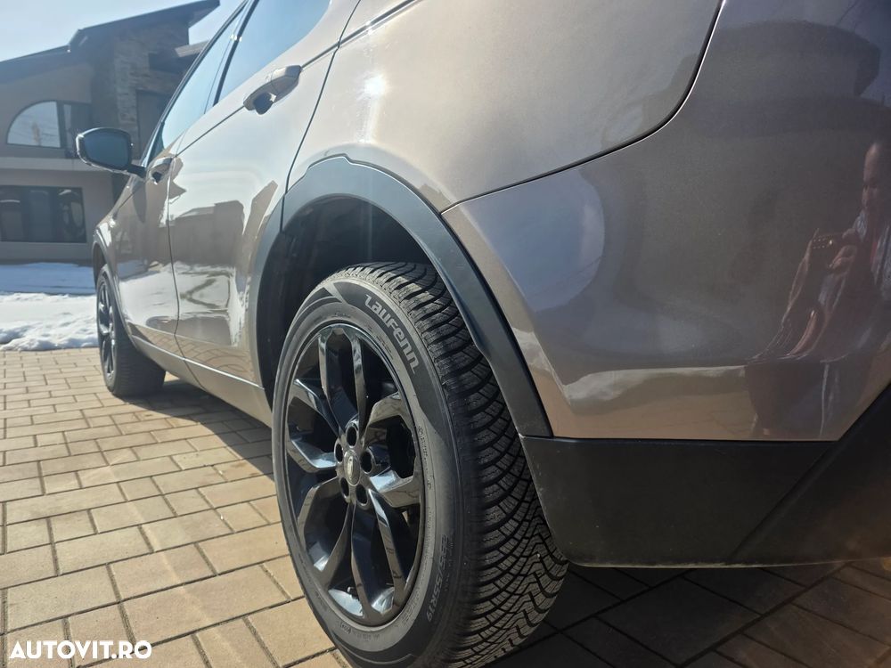 Land Rover Discovery 2.0 L TD4 HSE - 4