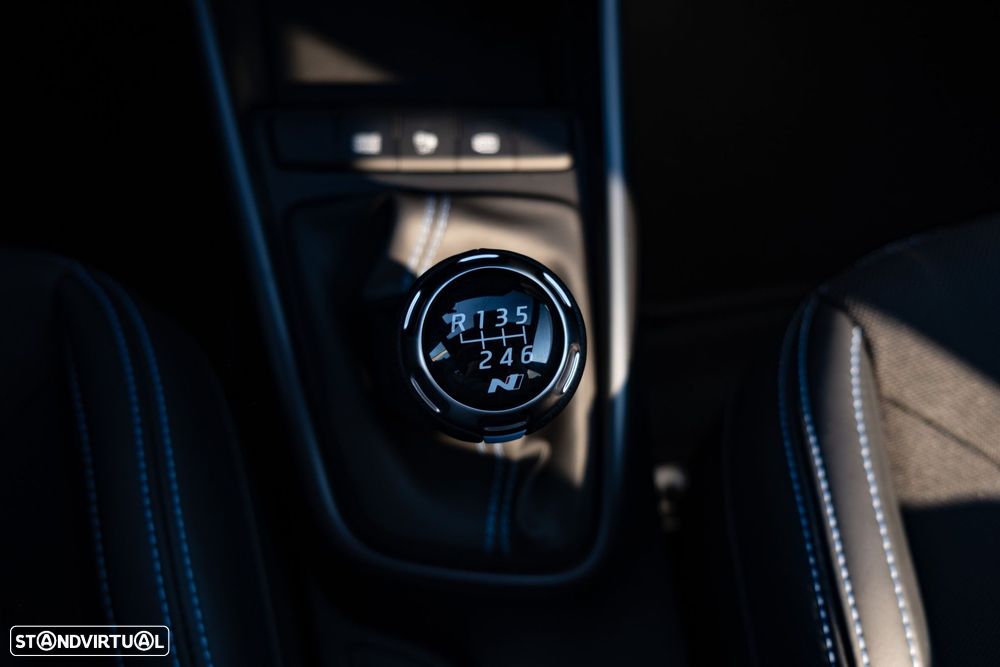Hyundai i20 N 1.6 T-GDi Performance Pack - 25