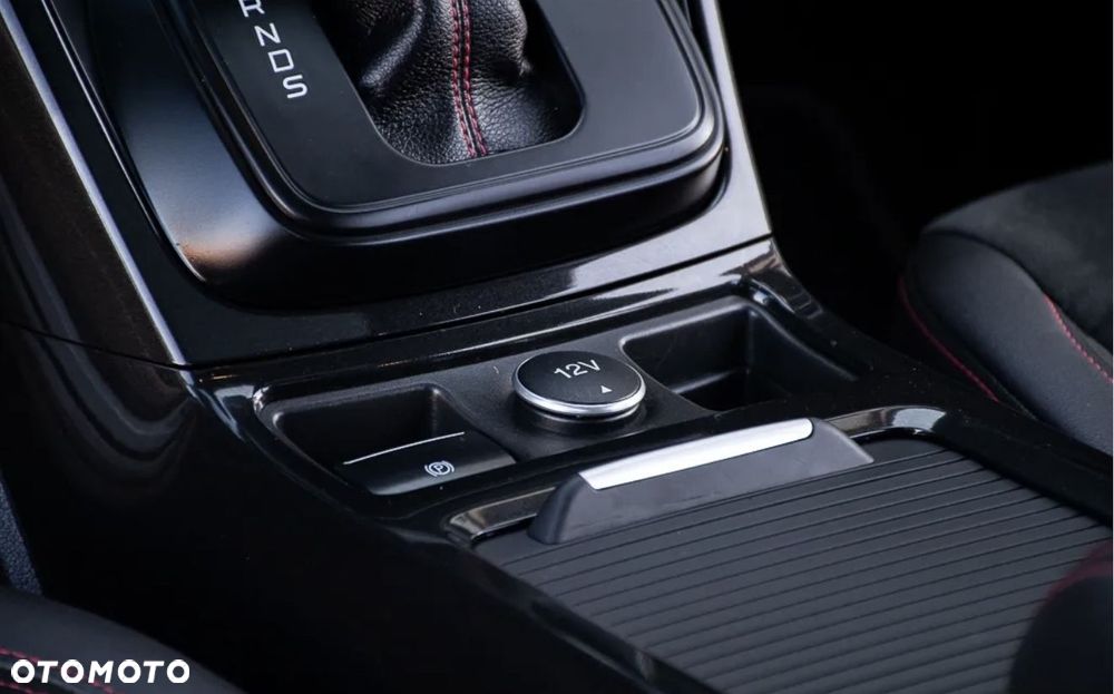 Ford Kuga - 13
