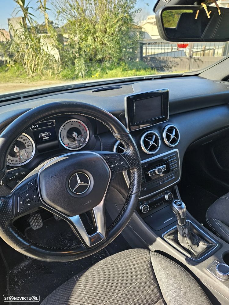 Mercedes-Benz A 220 - 5