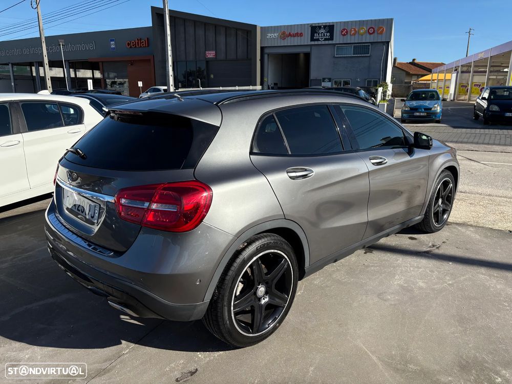 Mercedes-Benz GLA 220 CDi Urban 4-Matic - 4