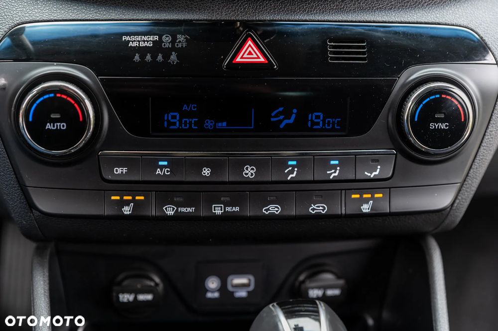 Hyundai Tucson blue 1.7 CRDi 2WD DCT Premium - 25