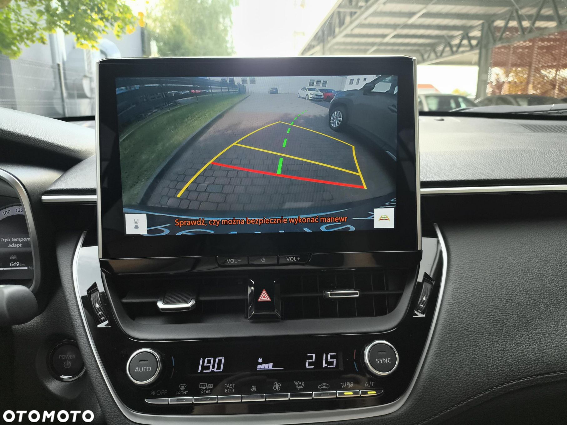 Toyota Corolla Cross 2.0 Hybrid Style - 18