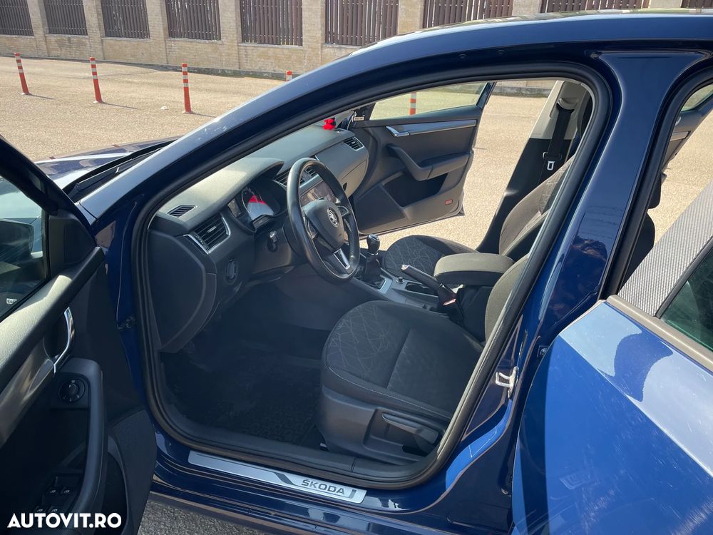 Skoda Octavia 2.0 TDI 4X4 Clever - 5