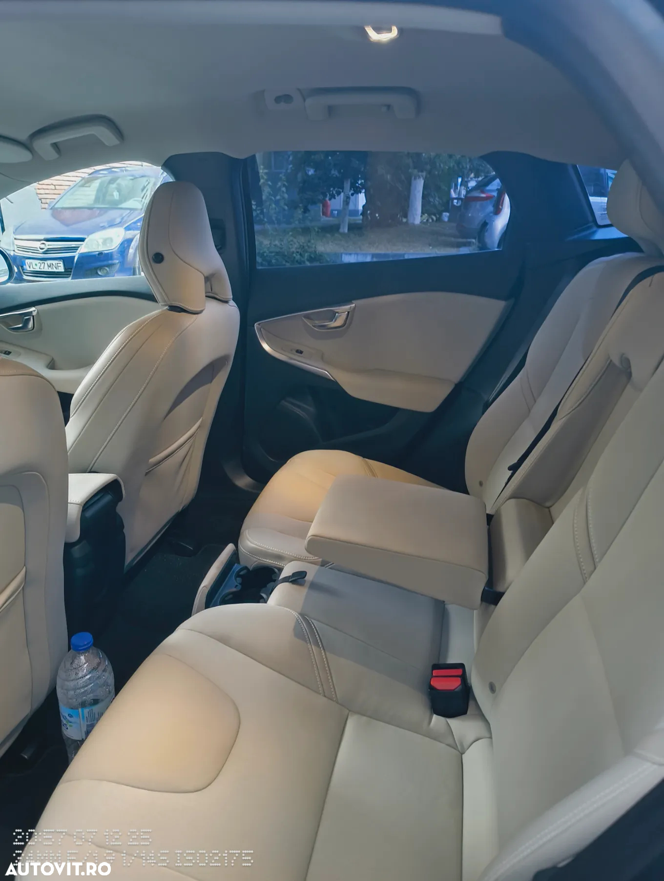 Volvo V40 D3 Momentum - 3