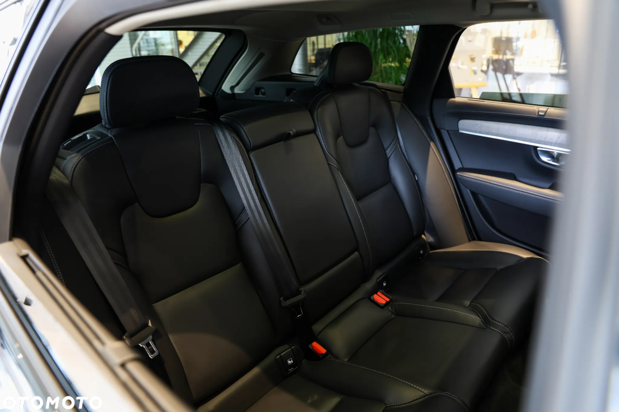 Volvo V90 - 25