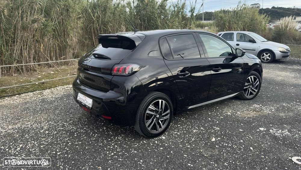 Peugeot 208 1.2 PureTech Allure EAT8 - 5