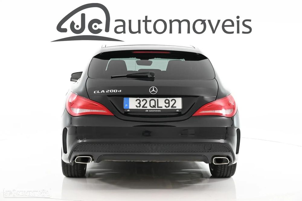 Mercedes-Benz CLA 200 d Shooting Brake AMG Line - 9