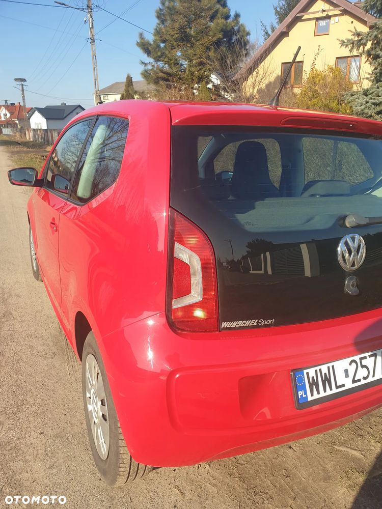 Volkswagen up! move - 19