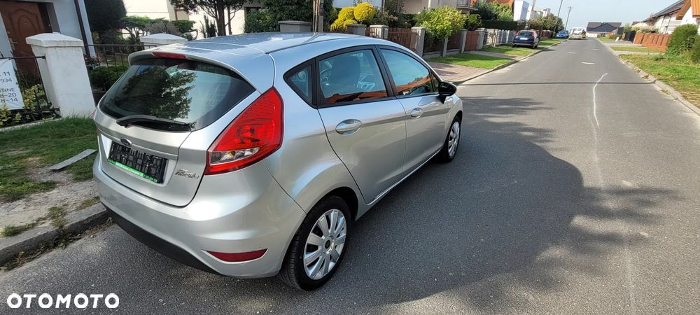 Ford Fiesta - 17