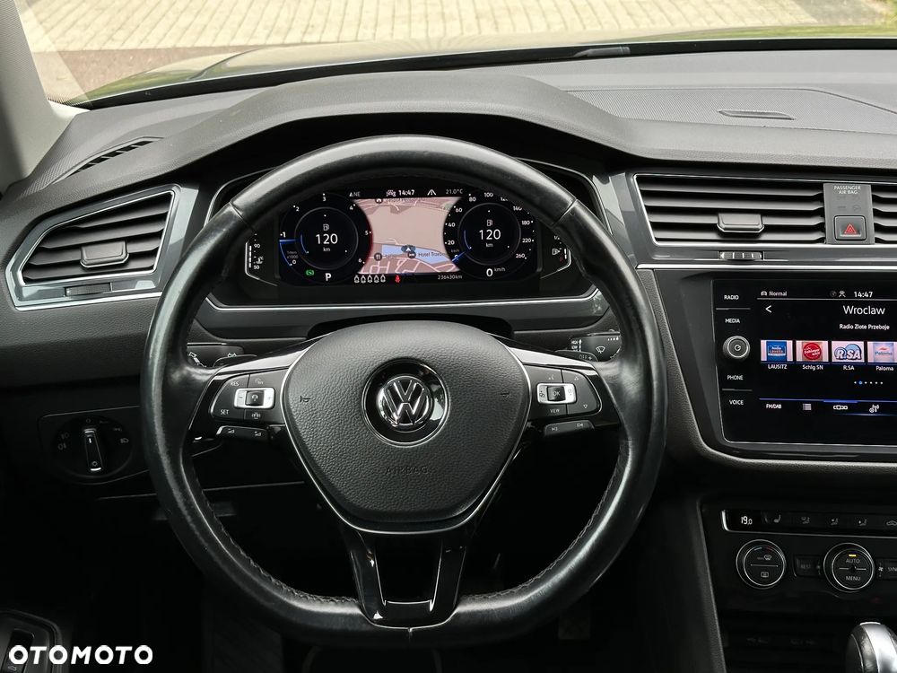Volkswagen Tiguan Allspace - 17