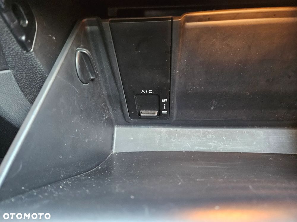 Hyundai ix35 2.0 CRDi 4WD Premium - 23