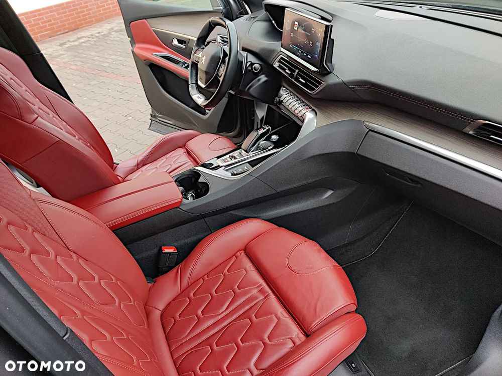 Peugeot 3008 225 e-EAT8 GT - 25