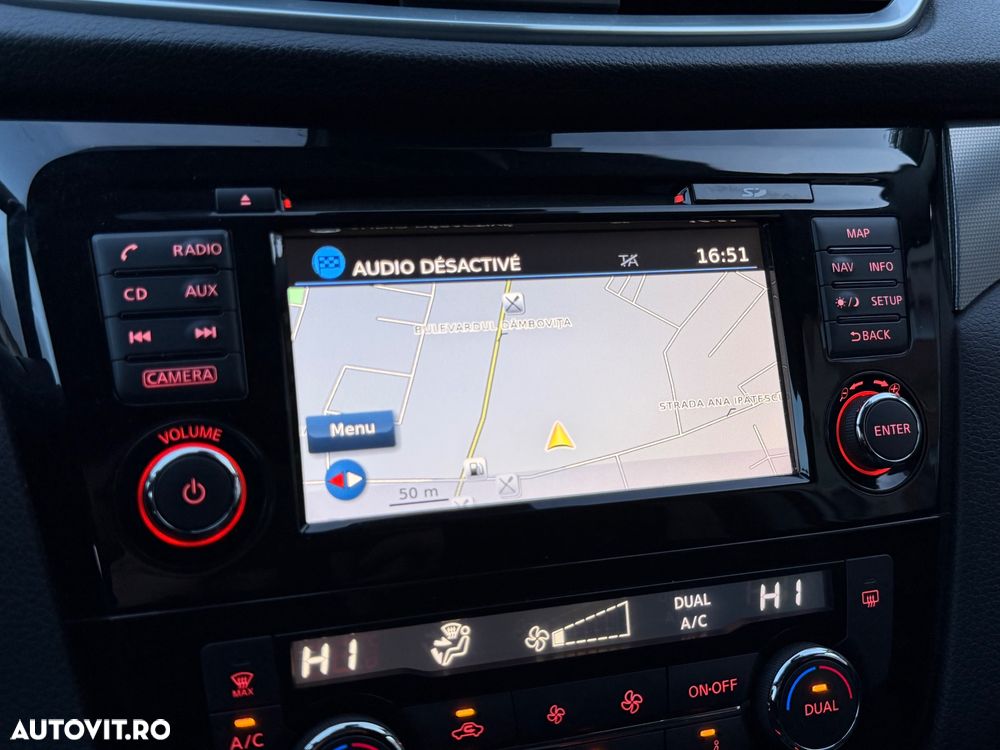 Nissan Qashqai 1.2 DIG-T TEKNA - 12