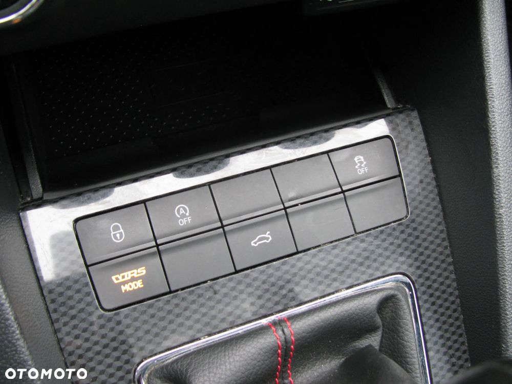 Skoda Octavia 2.0 TDI (Green tec) RS - 24