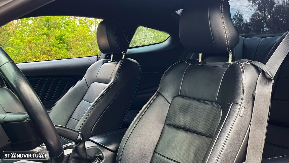 Ford Mustang 2.3i EcoBoost - 9