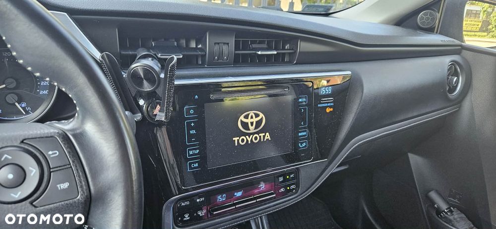 Toyota Auris 1.6 Premium Comfort - 7