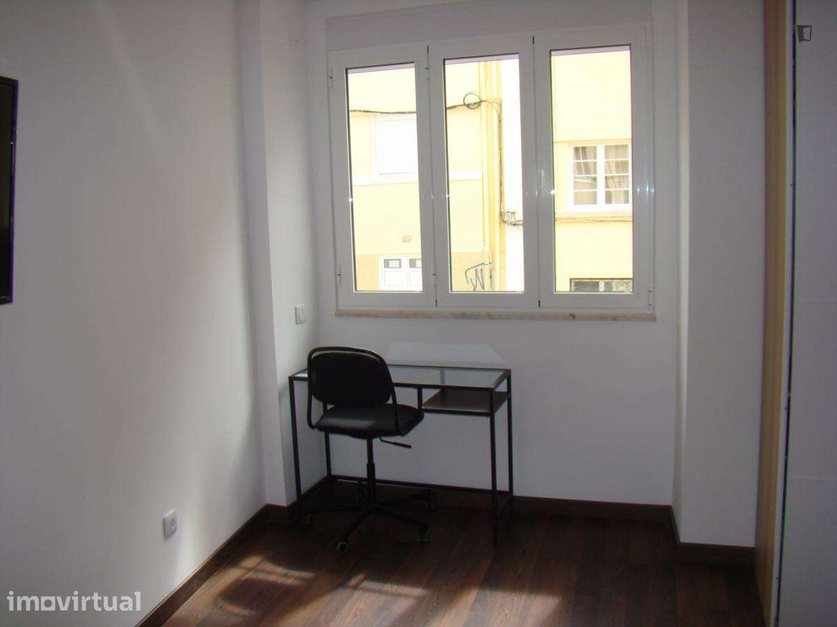 Apartamento com 1 quartos - localizado em Anjos Lisbon - Grande imagem: 2/12