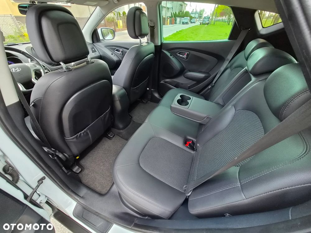 Hyundai ix35 2.0 2WD Style - 35