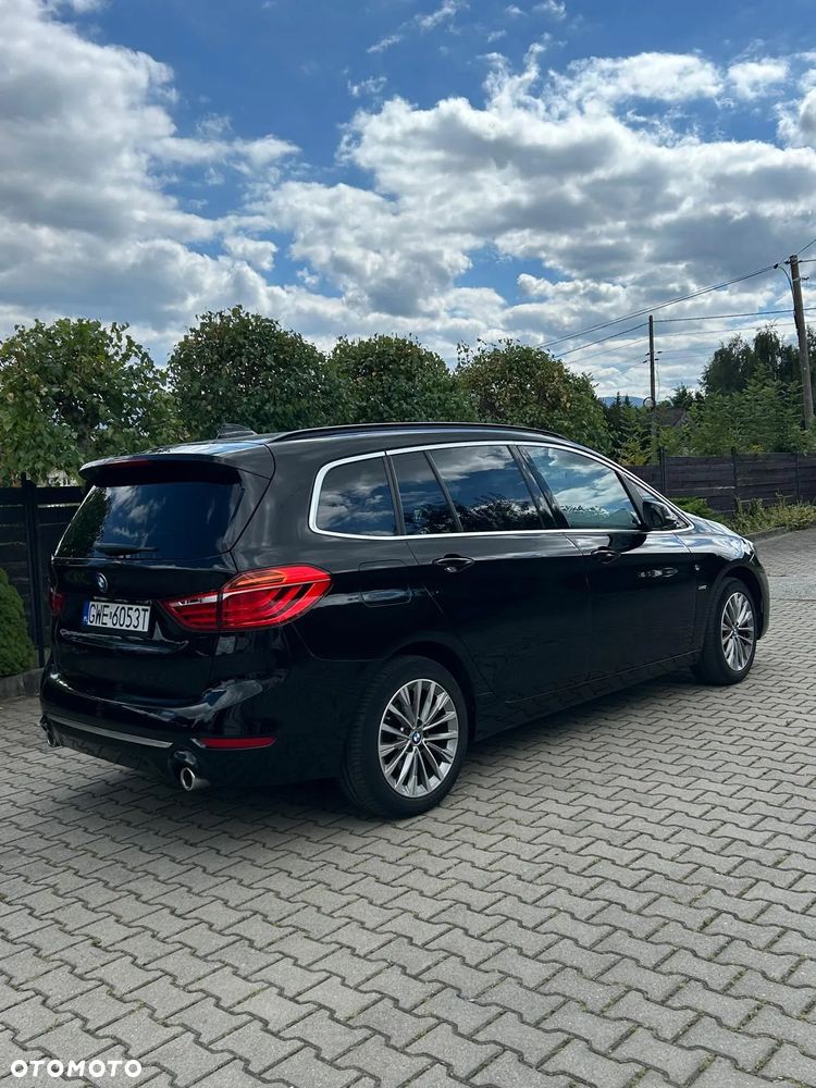 BMW Seria 2 218d Luxury Line - 2