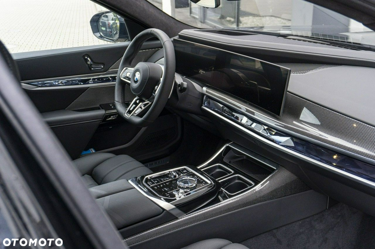 BMW Seria 7 - 22