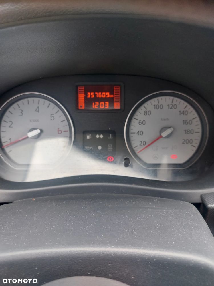 Dacia Logan 1.6 16V Laureate BL - 10