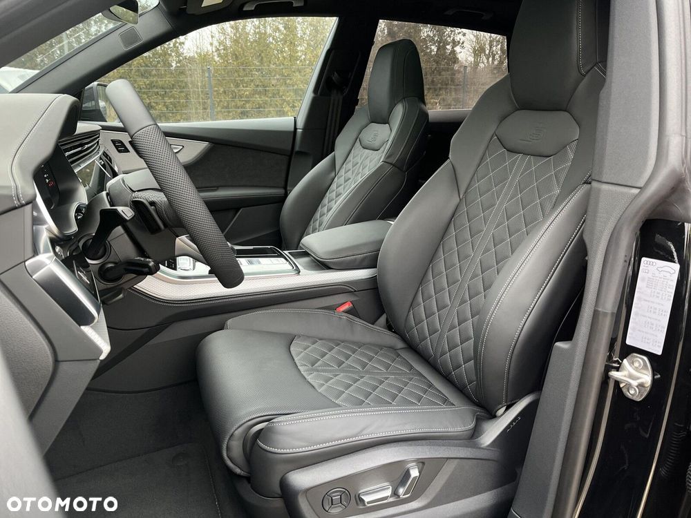 Audi Q8 - 22
