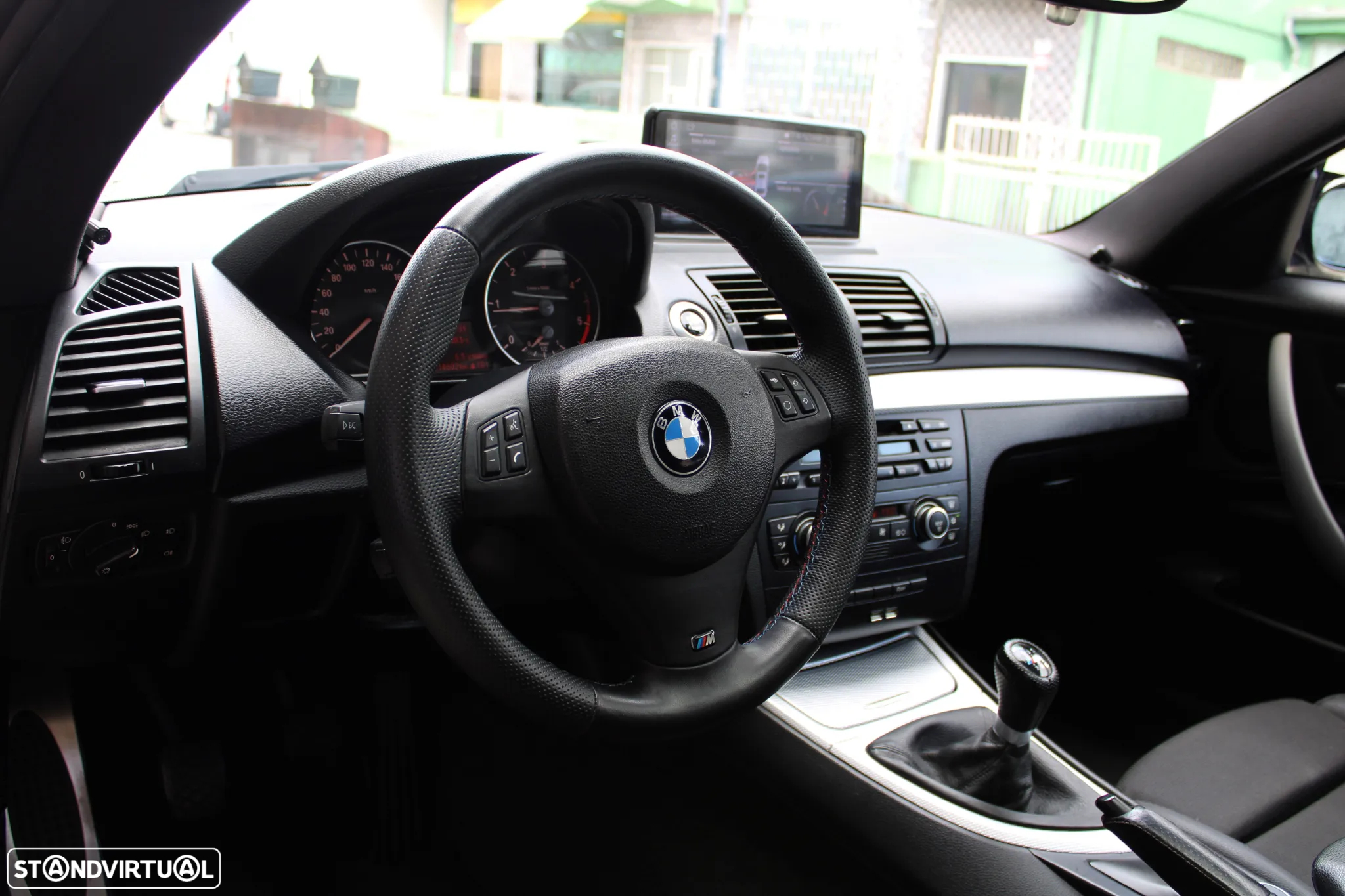 BMW 118 d Pack M - 20