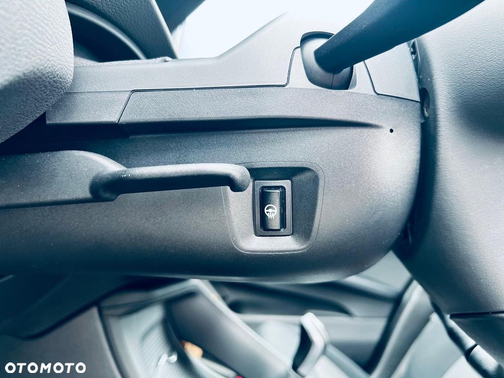 BMW X1 sDrive18i - 5