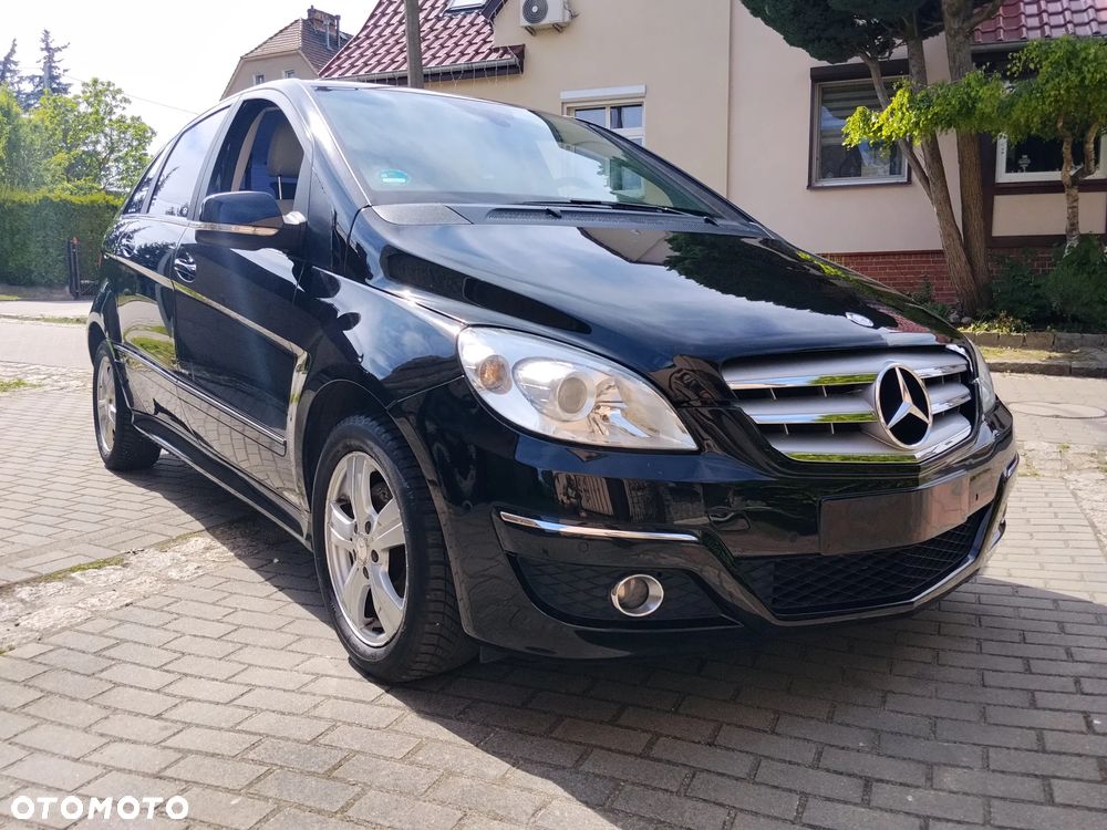 Mercedes-Benz Klasa B 200 Special Edition - 31