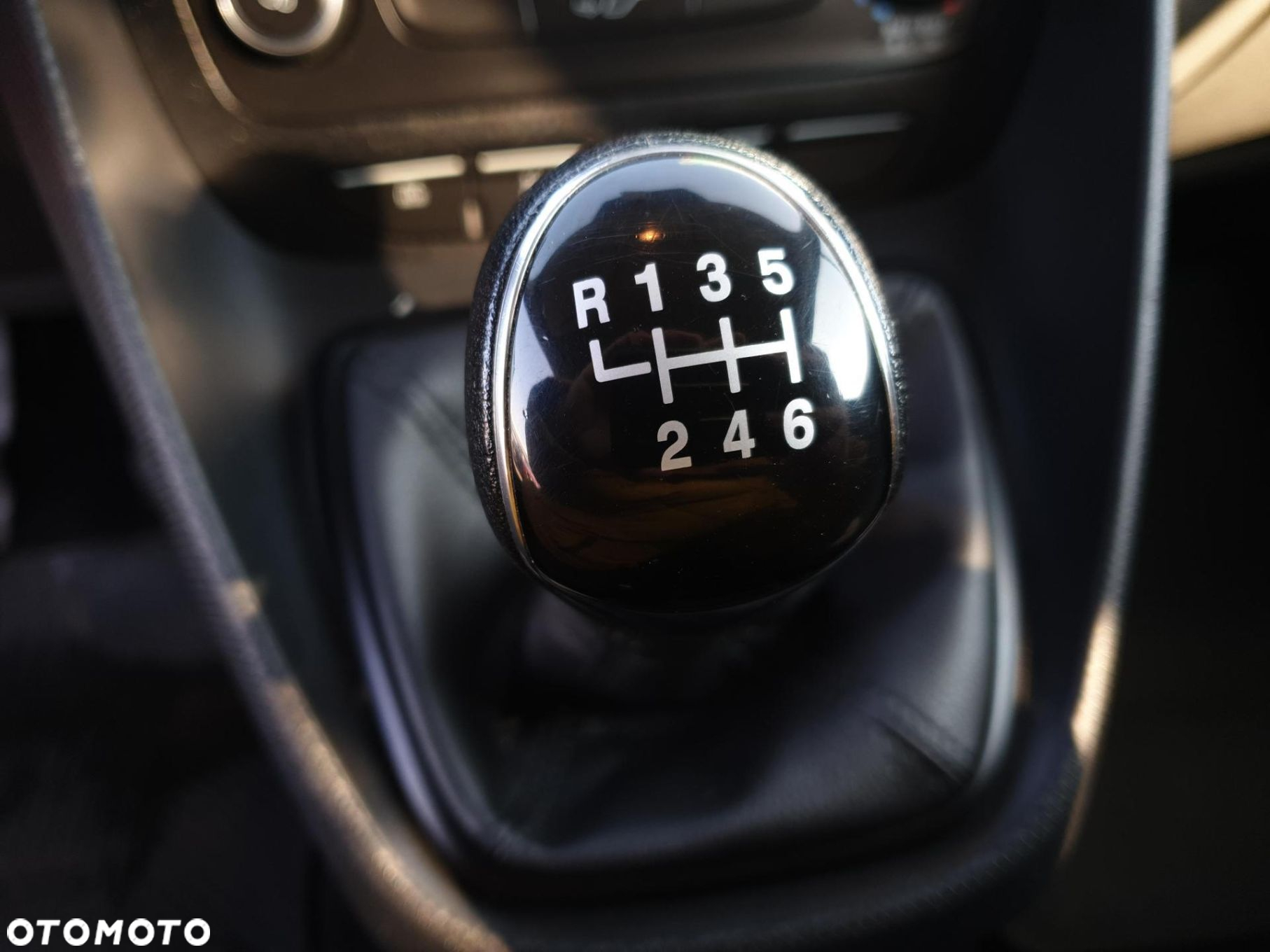 Ford transit-connect - 15