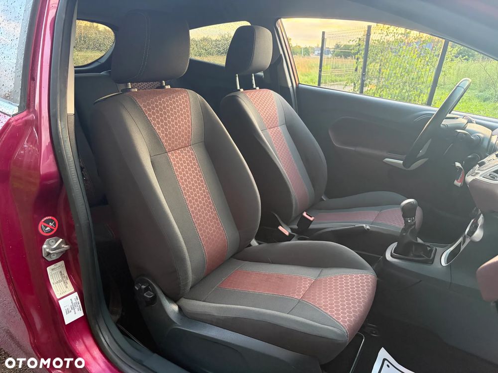 Ford Fiesta 1.4 Ghia - 12