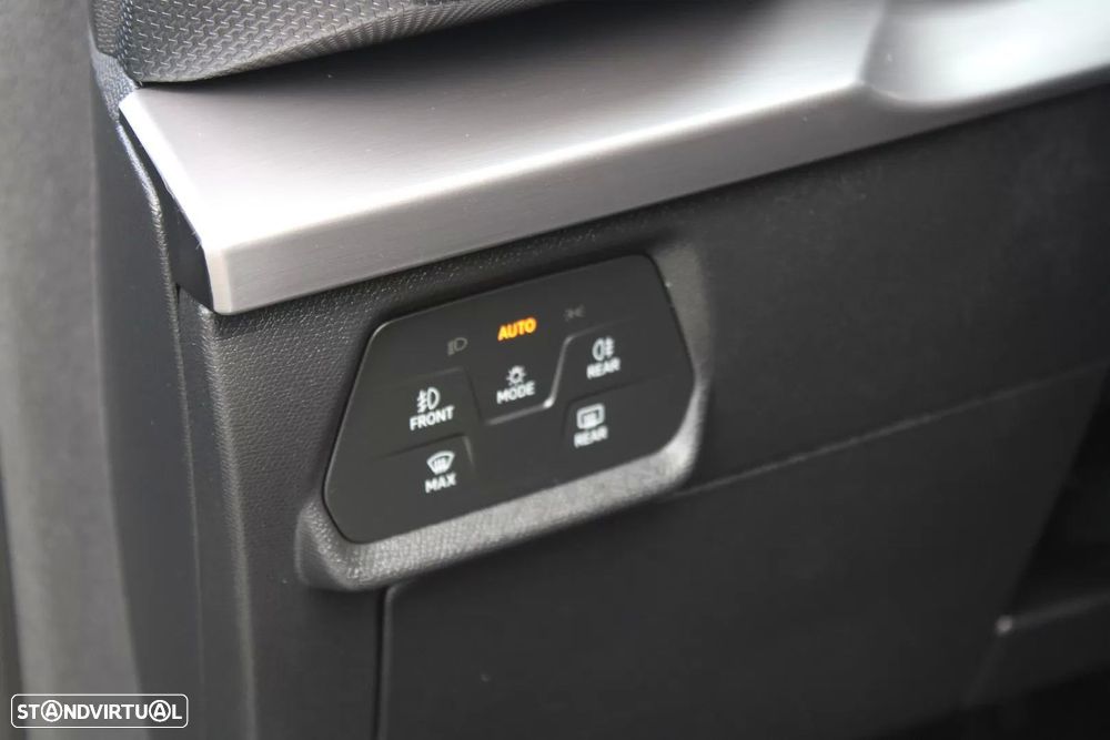 SEAT Leon ST 2.0 TDI FR DSG - 20