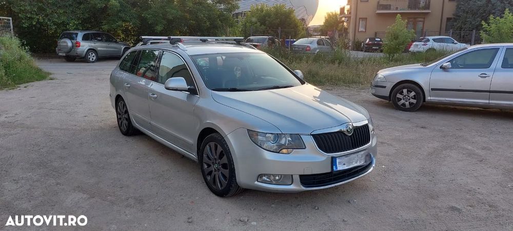 Skoda Superb 2.0 TDI Elegance DSG - 3