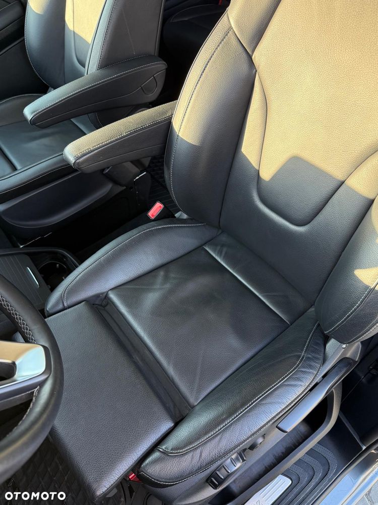 Mercedes-Benz Klasa V 250 d Avantgarde 9G-Tronic (ekstra d³) - 8