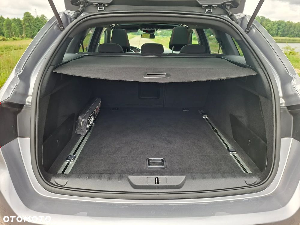 Peugeot 308 BlueHDi FAP 150 EAT6 Stop&Start GT-Line Edition - 27