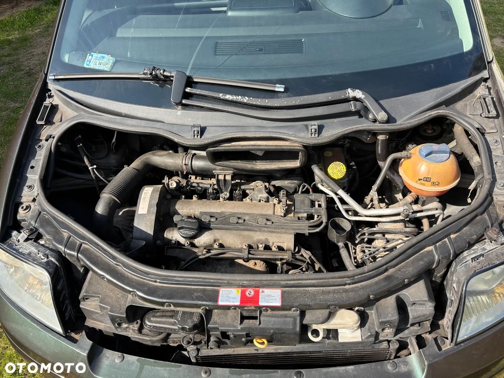 Audi A2 - 8