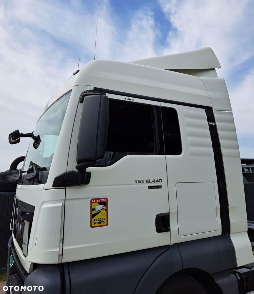 KOMPLETNA KABINA SYPIALNA MAN TGX EURO 6 - 2